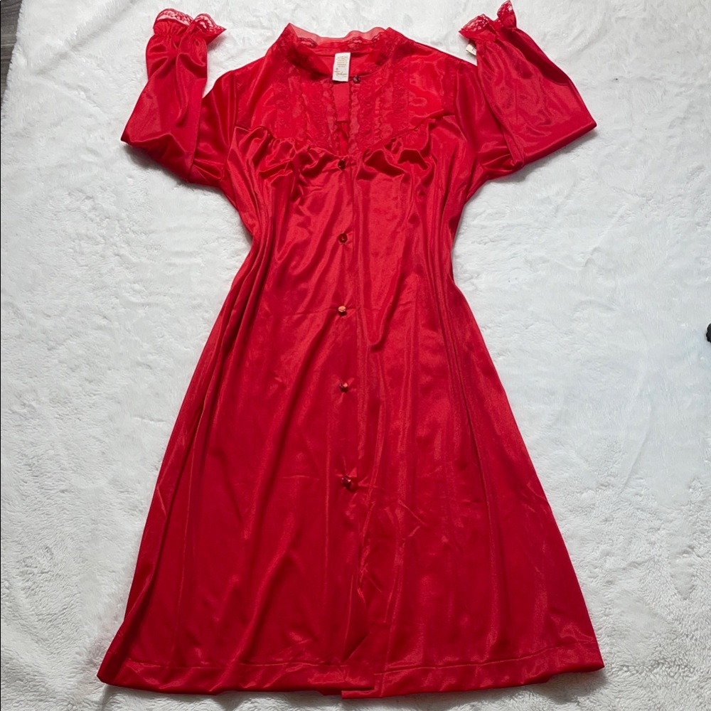 Vintage NWT Luxurious Scarlet Women's Robe